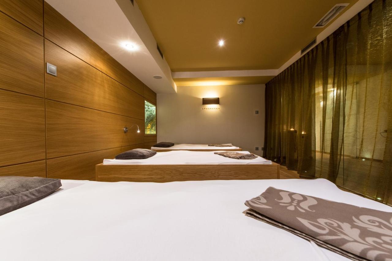 Hotel Sigmunderhof Chienes Eksteriør bilde