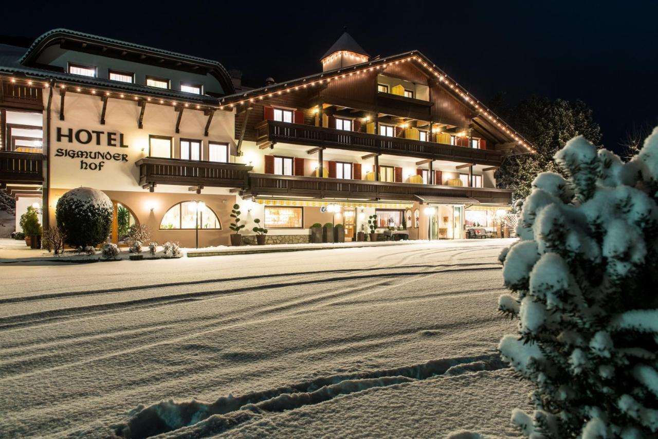 Hotel Sigmunderhof Chienes Eksteriør bilde