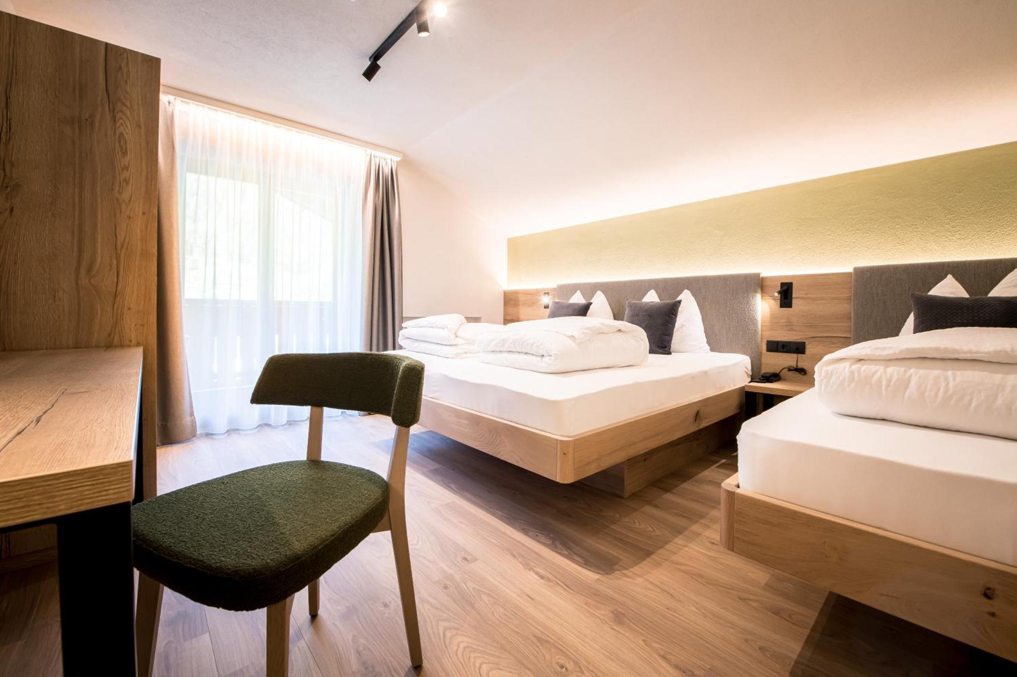 Hotel Sigmunderhof Chienes Eksteriør bilde
